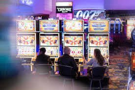 football page analysis on mcww with mobile navigation for Bangladesh users